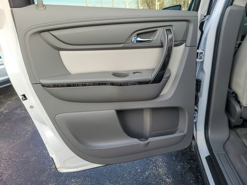 Certified 2017 GMC Acadia Limited SLT image 19