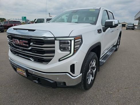 Used 2023 GMC Sierra 1500 SLT w/ SLT Premium Plus Package AWD/4WD image 1
