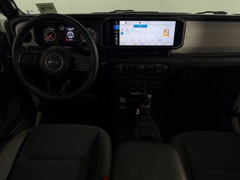 Certified 2025 Jeep Gladiator Sport image 12