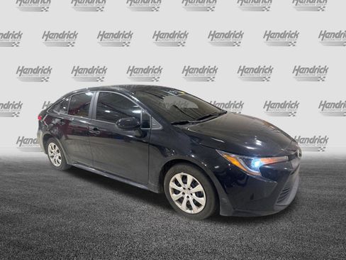 Certified 2025 Toyota Corolla LE FWD image 15