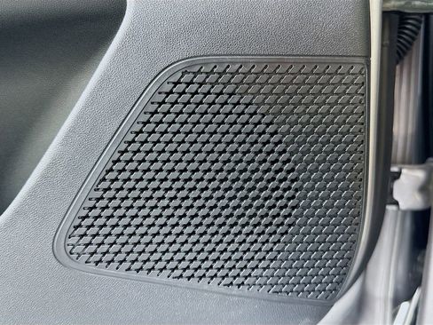 Certified 2025 Hyundai Elantra Sport image 24