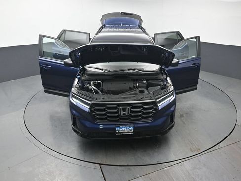 Used 2023 Honda Pilot Sport image 52