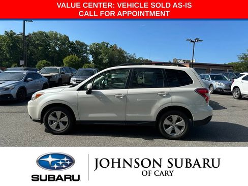 Used 2015 Subaru Forester 2.5i Premium AWD/4WD image 6