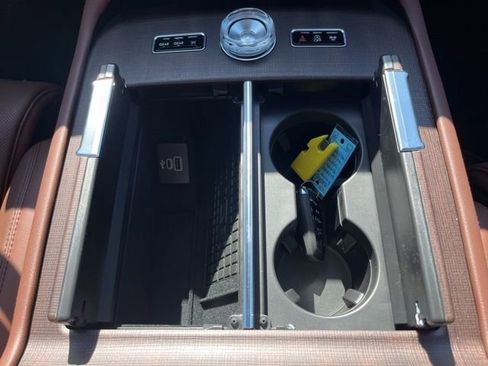 New 2026 Lincoln Navigator L Reserve AWD/4WD image 96