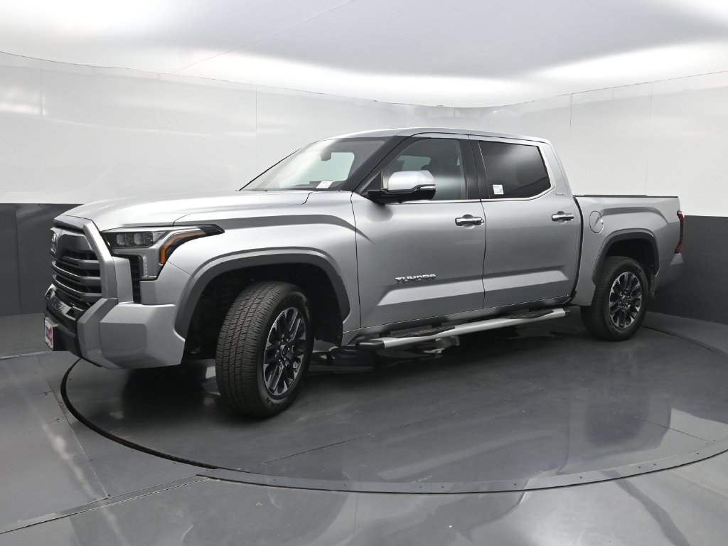 Used 2023 Toyota Tundra Limited AWD/4WD image 25