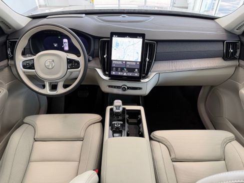 Used 2026 Volvo XC90 B6 Ultra w/ Protection Package image 25