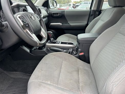 Used 2021 Toyota Tacoma SR5 image 11