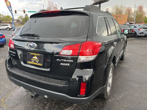 Used 2013 Subaru Outback 2.5i Limited w/ Special Appearance Pkg AWD/4WD image 8