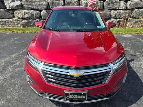 Used 2024 Chevrolet Equinox LT FWD image 9