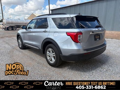 Used 2022 Ford Explorer XLT AWD/4WD image 9
