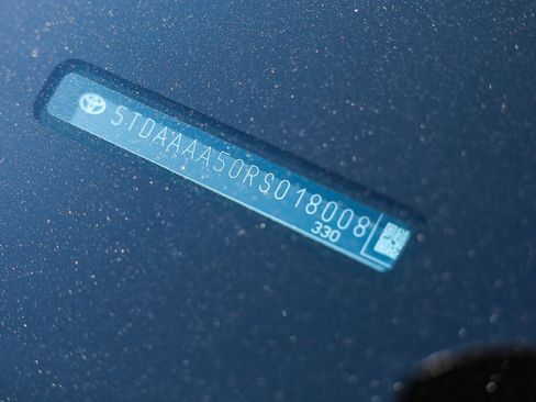 Certified 2024 Toyota Grand Highlander FWD image 29