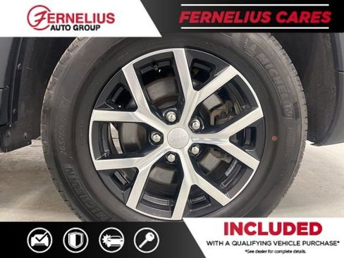 Used 2024 Jeep Grand Cherokee L Limited AWD/4WD image 53