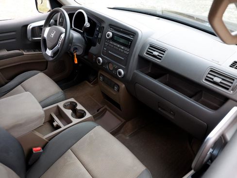 Used 2007 Honda Ridgeline RT image 16