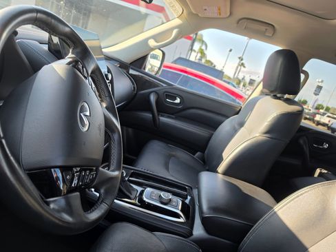 Used 2024 INFINITI QX80 Luxe AWD/4WD image 7