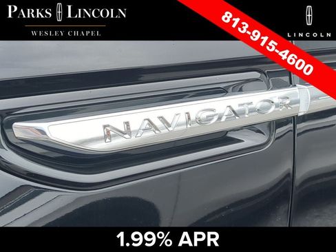 Used 2020 Lincoln Navigator Reserve w/ Luxury Package RWD image 13