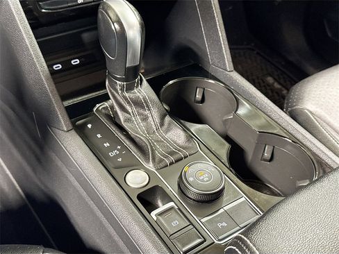 Used 2022 Volkswagen Atlas SE image 19