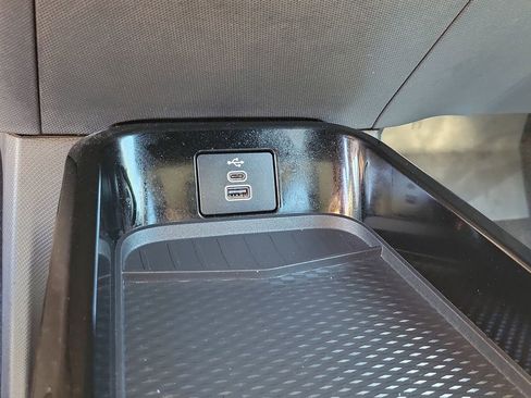 Used 2025 Ford Mustang Mach-E Premium RWD image 27
