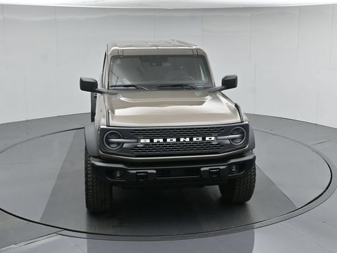 Used 2025 Ford Bronco Badlands w/ Sasquatch Package AWD/4WD image 44