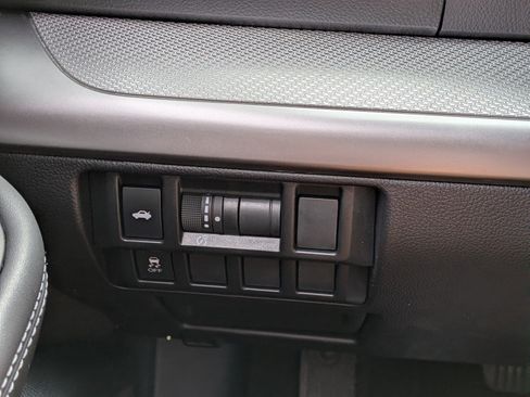 Used 2016 Subaru Legacy 2.5i AWD/4WD image 21