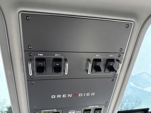 Used 2025 INEOS Grenadier Fieldmaster Edition image 22