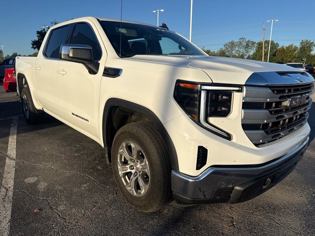 Used 2024 GMC Sierra 1500 SLE AWD/4WD image 1