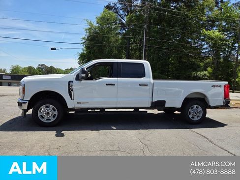 Used 2025 Ford F350 XLT AWD/4WD image 2