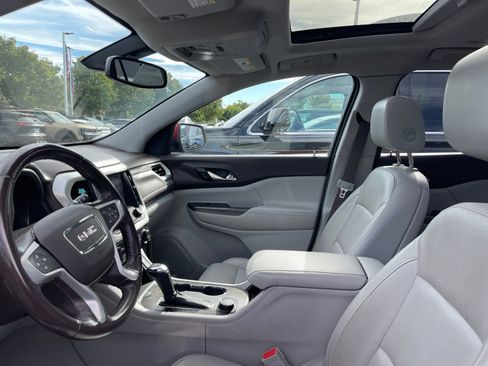 Used 2019 GMC Acadia SLT AWD/4WD image 5