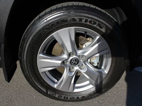 Certified 2025 Toyota RAV4 XLE w/ Convenience Package FWD image 11
