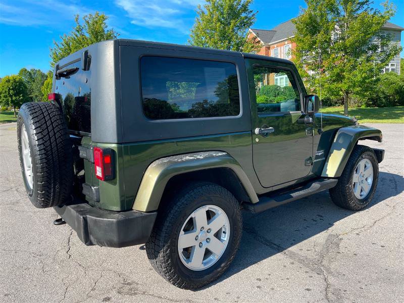 Used 2007 Jeep Wrangler Sahara w/ Dual Top Group AWD/4WD image 7