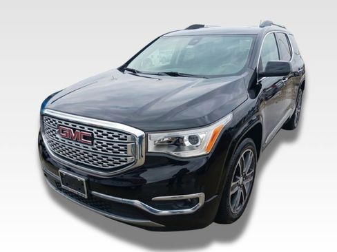 Used 2018 GMC Acadia Denali w/ Technology Package image 1