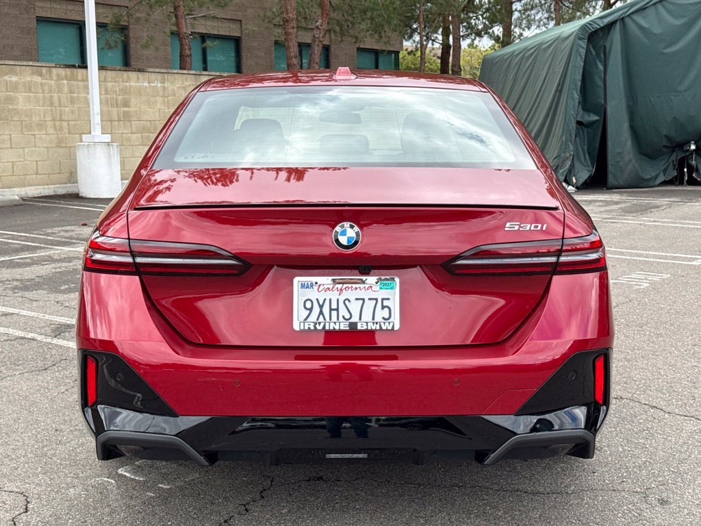 Used 2026 BMW 530i w/ M Sport Package RWD image 10