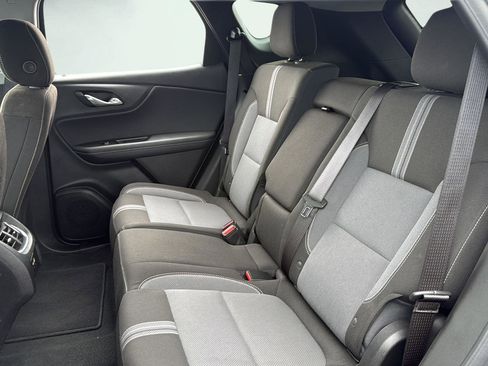 Used 2025 Chevrolet Blazer LT image 20