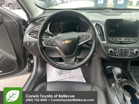 Used 2024 Chevrolet Malibu LT image 21