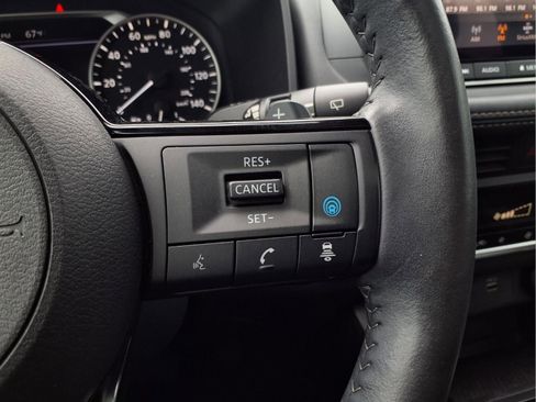 Used 2023 Nissan Rogue SV w/ SV Premium B Package image 19