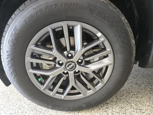 Used 2026 Nissan Rogue SV AWD/4WD image 25