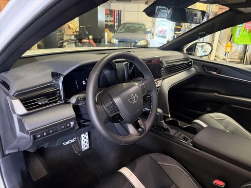 Certified 2026 Toyota Camry SE w/ Convenience Package FWD image 34