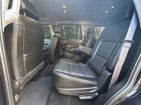 Used 2017 GMC Yukon Denali RWD image 30