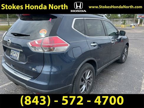 Used 2016 Nissan Rogue SL w/ SL Premium Package image 2