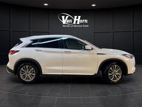 Used 2025 INFINITI QX50 Luxe image 2