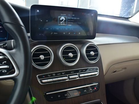 Certified 2022 Mercedes-Benz GLC 300 4MATIC image 16