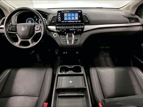 Used 2025 Honda Odyssey EX-L image 18