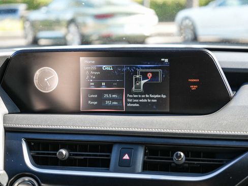 Used 2021 Lexus UX 200 w/ Accessory Package (Z2) FWD image 14
