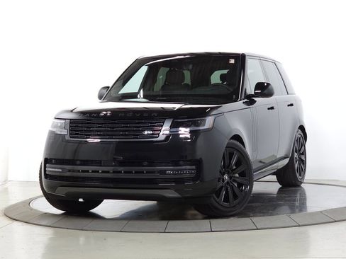 Used 2025 Land Rover Range Rover SE AWD/4WD image 1