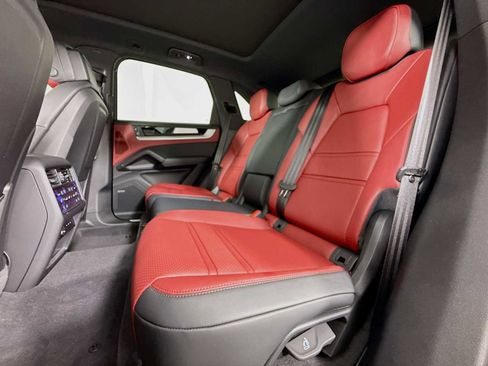 New 2025 Porsche Cayenne image 23