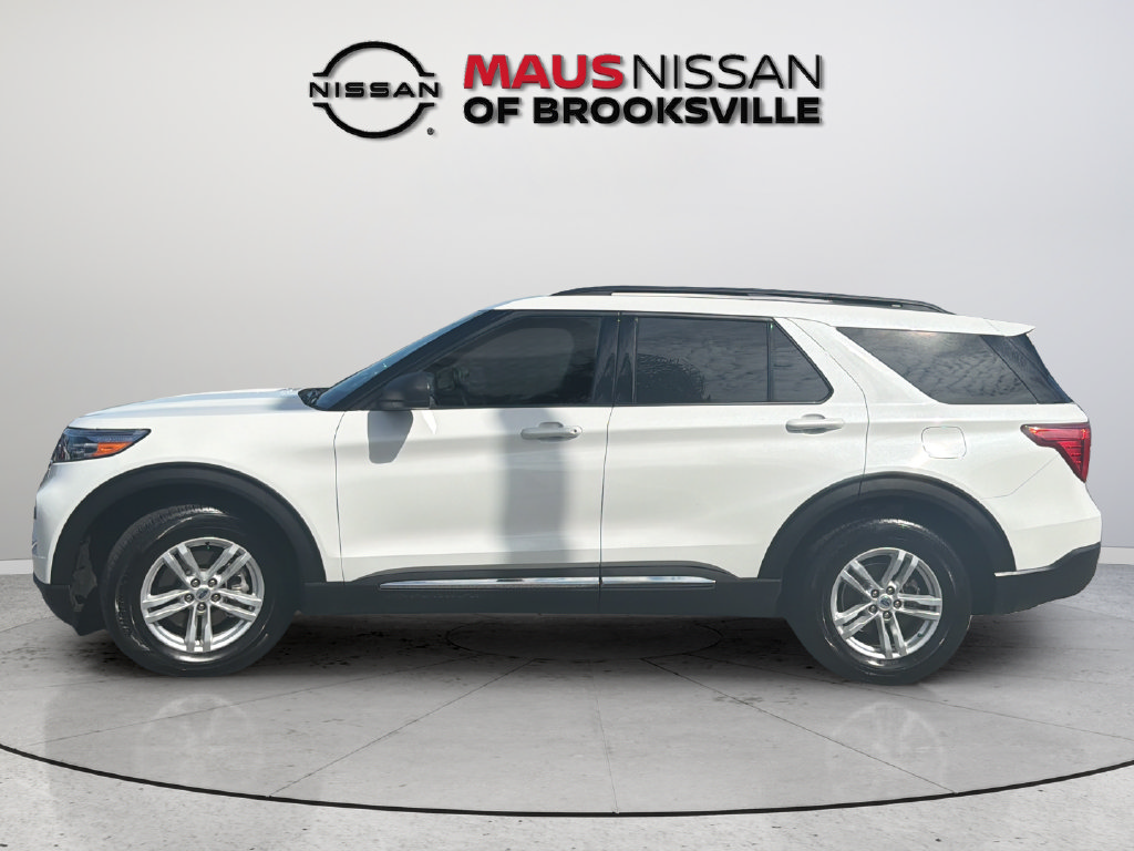 Used 2023 Ford Explorer XLT RWD image 6