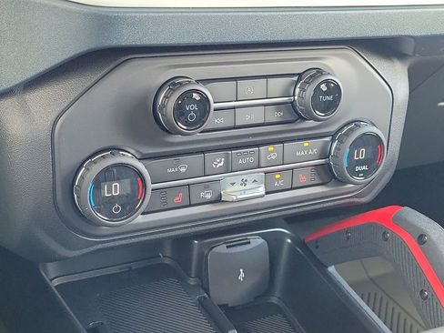New 2026 Ford Bronco Heritage Edition AWD/4WD image 30