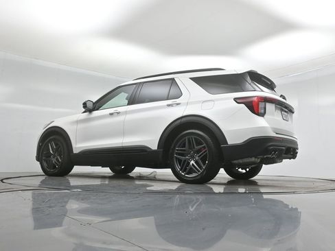 New 2026 Ford Explorer ST w/ Sun And Sound Package image 52