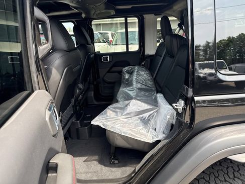 New 2026 Jeep Wrangler Unlimited Rubicon 392 w/ Quick Order Package 27X Moab AWD/4WD image 19