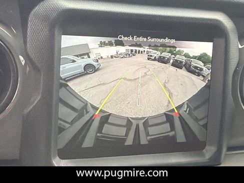 Used 2021 Jeep Wrangler Unlimited Sport AWD/4WD image 31