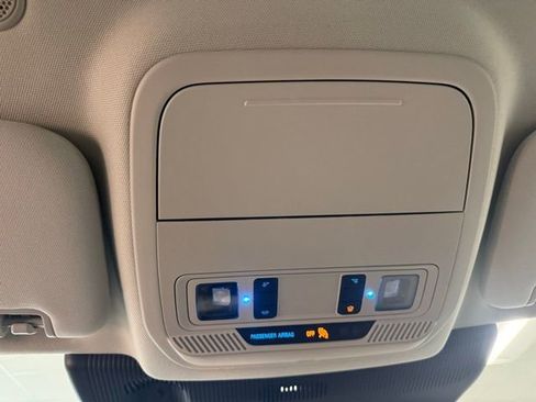 New 2026 Ford Explorer Active image 22